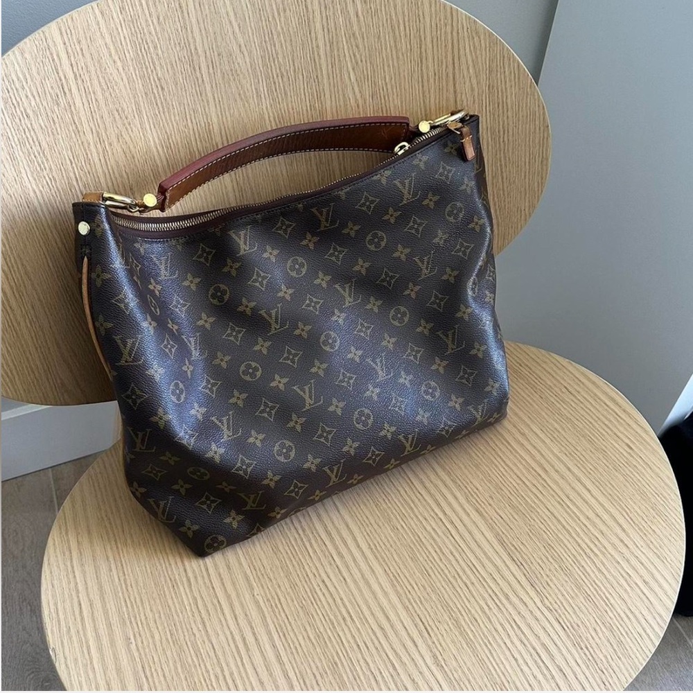 Monogram Sully Pm Louis
Vuitton bag